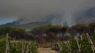Fiamme Vesuvio, Protezione civile campana chiede invio Esercito