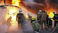 Raid russi sull'Ucraina: 3 morti e 14 feriti, allerta in quasi tutto il Paese