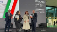 Ecomondo 2025 assegno a Dipiazza premio "Miglior Sindaco Italia"