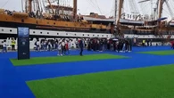 La pioggia non ferma l'afflusso, Vespucci "presa d'assalto" a Reggio Calabria