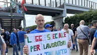 Sciopero e presidio all'ex Ilva di Taranto, 'basta con ricatti'