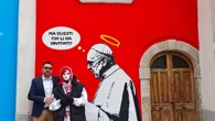 Nel borgo abruzzese dei murales riappare opera su Papa Francesco