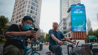 Borsa: Hong Kong apre positiva, Shanghai in calo