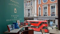 Poetry Pharmacy, a Londra la prima farmacia che prescrive poesie