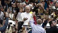 Sermoni del Papa generati dall'IA inondano YouTube e TikTok