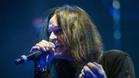 Corteo funebre per strada, l'addio di Birmingham a Ozzy Osbourne