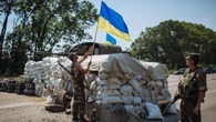 Bandiere Kiev in villaggi etnia ucraina nella russa Kursk