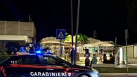 Aggressione sulla riviera di Pescara, uomo ferito con bottiglia
