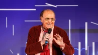 Rai, auguri a Renzo Arbore per i suoi 89 anni