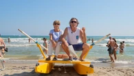 Sindaca Riccione scende in spiaggia, 'falsità, prezzi stabili'