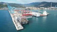 Caporalato nel cantiere dei cassoni della nuova diga di Genova, otto arresti