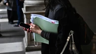 Suicidio moglie era femminicidio, difesa chiede assoluzione