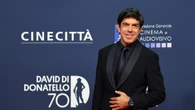 Favino firma le proteste del cinema, 'serve costruire ponti'