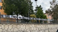 "Da quel forno un tale fetore...", nuovo striscione ad Ascoli