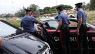 Prof accoltellato, perquisiti condomini nelle vicinanze