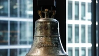 Borsa: Europa apre positiva, Parigi +1,28%, Londra chiusa