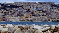 Ritrovato in mare a Napoli il cadavere di un uomo, si indaga