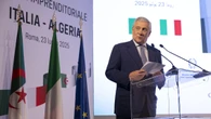 Tajani, nuove regole per evitare i signori delle tessere