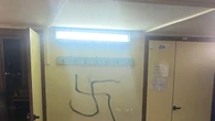 Gruppo con spranghe entra in liceo occupato e devasta aule