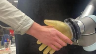 Pronta la pelle elettronica che dà ai robot il senso del tatto