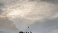 Vasto incendio di sterpaglie minaccia zona residenziale Ascoli