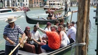 Venezia, più turisti su traghetti gondola grazie al web