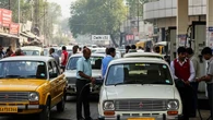 Il governo di Delhi fa marcia indietro sul blocco vecchi veicoli