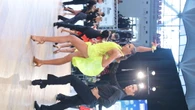 Ballerina ucraina e maestra russa, paso doble di pace