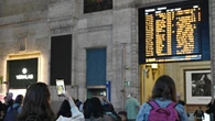 A Milano ritardi e cancellazioni in stazione tra maltempo e sciopero