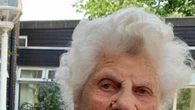 Compie 116 anni Ethel Caterham, la persona più anziana del mondo