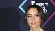 Netflix celebra Victoria Beckham, Posh Spice rompe il ghiaccio