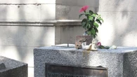 Parigi, dopo 37 anni ritrovato il busto di Jim Morrison