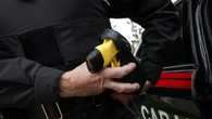 Ferisce infermiera in pronto soccorso, fermata col taser