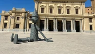 Nasce dai rifiuti ad Agrigento un Pinocchio antimilitarista