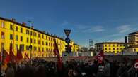 Carnevale Viareggio, folla a seconda sfilata, 'baciata' dal sole