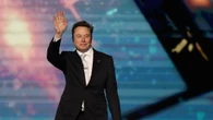 Musk rassicura su Tesla, 'resto amministratore delegato'
