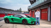 Pecco Bagnaia prova la nuova Lamborghini Temerario