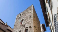 Ladri entrano nella Casa di Dante, allarme li mette in fuga