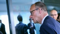 Merz, non c'è ragione di criticare gli attacchi Usa all'Iran