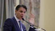 Conte, volano stracci sulle banche ma si investe per le armi