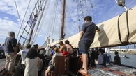 Ad Ostia doni a Papa Leone dalla Capitaneria di Porto