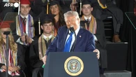 Trump agli studenti: "Grazie a noi potrete essere la migliore generazione del Paese"