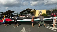 Manifestazione davanti base Camp Darby, in 1500 contro il riarmo