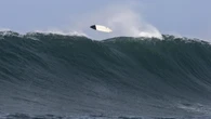 Tavola da surf persa in Tasmania approda in Nuova Zelanda