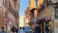 Bip, gli italiani usano l'auto ma sognano città dei 15 minuti
