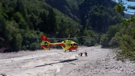Precipita sulla ferrata e muore davanti a moglie e tre figli