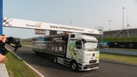 Record Mercedes-Benz, eActros in retromarcia per 124,7 km