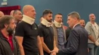 Scontri a Milano, capo della Polizia incontra gli agenti feriti
