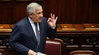 Tajani apre alle sanzioni a Israele, scontro con il M5s