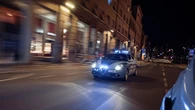 Ragazze trans picchiate fuori locale a Roma,le botte in un video